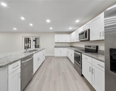 2662 Derbyshire Road - Photo Thumbnail 5