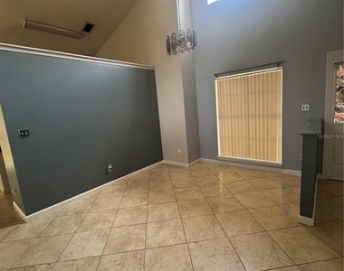 11128 Sylvan Pond Circle - Photo Thumbnail 13