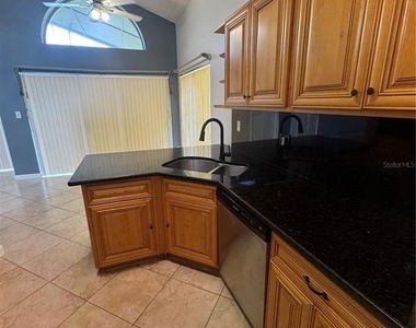 11128 Sylvan Pond Circle - Photo Thumbnail 20