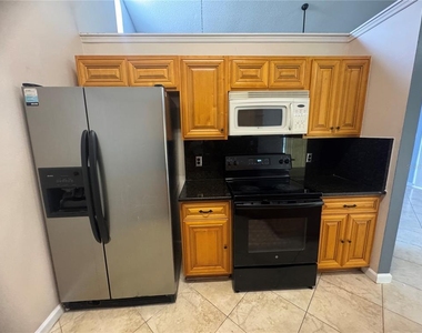 11128 Sylvan Pond Circle - Photo Thumbnail 19