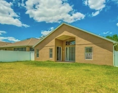15142 Masthead Landing Circle - Photo Thumbnail 10
