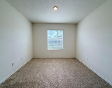 1249 Yellow Finch Drive - Photo Thumbnail 14