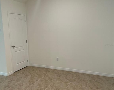 1249 Yellow Finch Drive - Photo Thumbnail 6