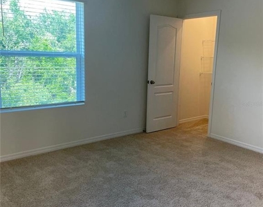 1249 Yellow Finch Drive - Photo Thumbnail 11