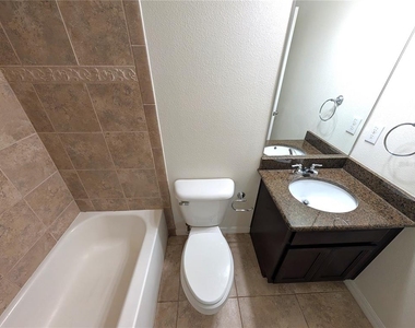 14161 Stowbridge Avenue - Photo Thumbnail 14