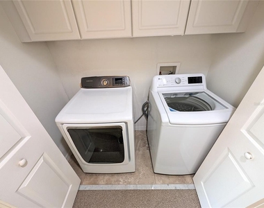 14161 Stowbridge Avenue - Photo Thumbnail 16
