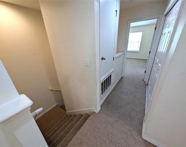 14161 Stowbridge Avenue - Photo Thumbnail 9