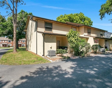 2721 Gray Fox Lane - Photo Thumbnail 11