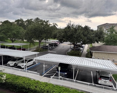 586 Brantley Terrace Way - Photo Thumbnail 12