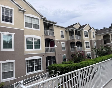 586 Brantley Terrace Way - Photo Thumbnail 2