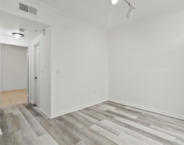 2648 Robert Trent Jones Drive - Photo Thumbnail 7