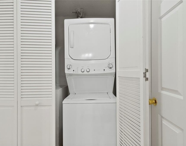 2648 Robert Trent Jones Drive - Photo Thumbnail 16