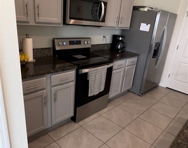 628 Greymount Street - Photo Thumbnail 10