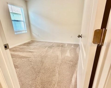 628 Greymount Street - Photo Thumbnail 4