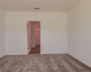 1490 Brentwood Drive - Photo Thumbnail 22