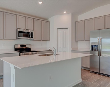 1490 Brentwood Drive - Photo Thumbnail 19