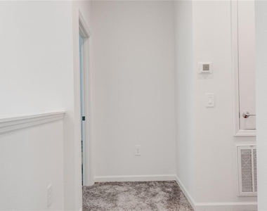 2207 Sweet Honey Lane - Photo Thumbnail 25