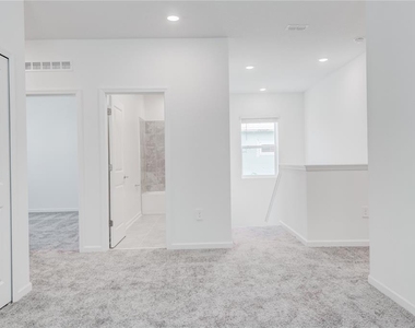 2207 Sweet Honey Lane - Photo Thumbnail 24