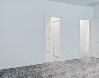 2207 Sweet Honey Lane - Photo Thumbnail 29