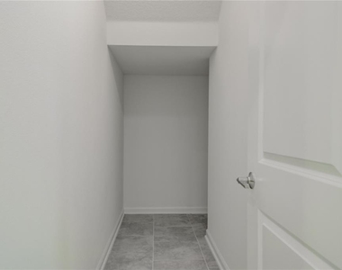2207 Sweet Honey Lane - Photo Thumbnail 11