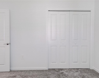 2207 Sweet Honey Lane - Photo Thumbnail 41