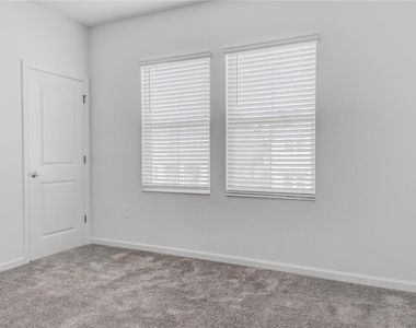 2207 Sweet Honey Lane - Photo Thumbnail 38