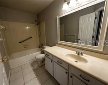 713 Sandy Court - Photo Thumbnail 14