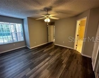 713 Sandy Court - Photo Thumbnail 11