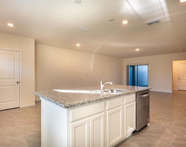 13453 Sagestone Drive - Photo Thumbnail 8