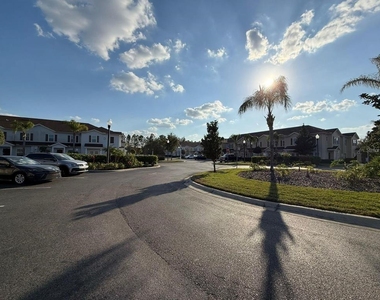8962 Silver Place - Photo Thumbnail 5