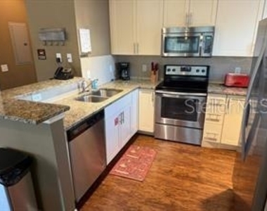 8962 Silver Place - Photo Thumbnail 8