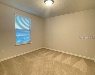 16525 Outter Grove Alley - Photo Thumbnail 11