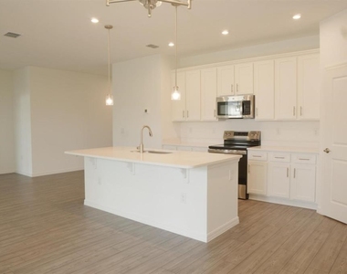 1762 Flag Street - Photo Thumbnail 1