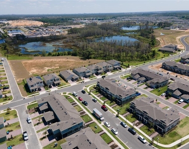 12007 Holystone Street - Photo Thumbnail 4