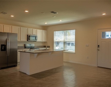 12007 Holystone Street - Photo Thumbnail 8