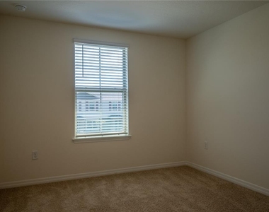 12007 Holystone Street - Photo Thumbnail 20