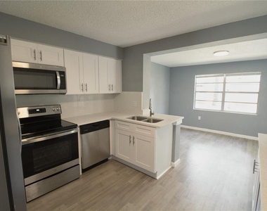 7138 Oakwood Drive - Photo Thumbnail 16