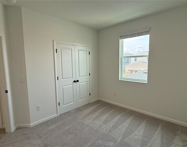 17131 Beachgrass Alley - Photo Thumbnail 31