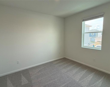 17131 Beachgrass Alley - Photo Thumbnail 33