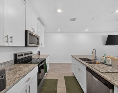 4368 Ranch House Road - Photo Thumbnail 3