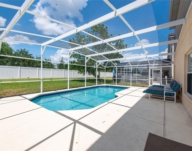 746 Lockbreeze Drive - Photo Thumbnail 32