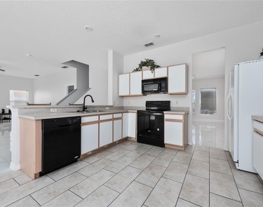 746 Lockbreeze Drive - Photo Thumbnail 9