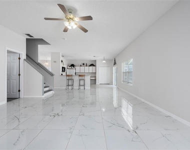 746 Lockbreeze Drive - Photo Thumbnail 7
