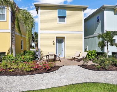 8038 Surf Street - Photo Thumbnail 17