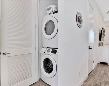 8038 Surf Street - Photo Thumbnail 14