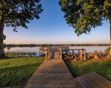 150 Killarney Bay Court - Photo Thumbnail 21