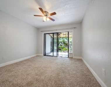 150 Killarney Bay Court - Photo Thumbnail 12