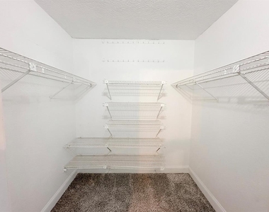 150 Killarney Bay Court - Photo Thumbnail 18