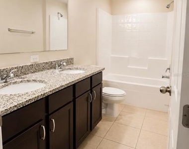 233 Primrose Drive - Photo Thumbnail 8