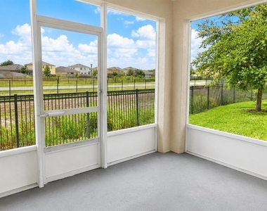 233 Primrose Drive - Photo Thumbnail 11